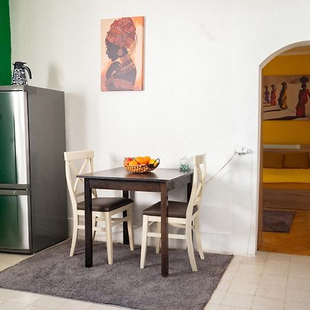 Apartman Centar Skopje Buitenkant foto